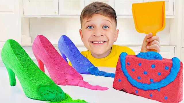 Roma tests fun tricks with kinetic sand Roma tests fun tricks with kinetic sand