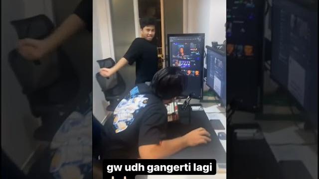 Mas aji manajer evos legend sama bocil ferxic lagi liat live jenny| instagram story evos clover|7feb Mas aji manajer evos legend sama bocil ferxic lagi liat live jenny| instagram story evos clover|7feb