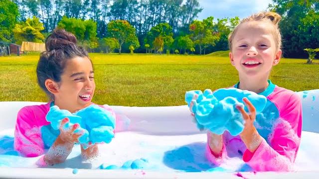 Nastya dan evelyn kisah persahabatan untuk anak - video kompilasi 1 jam Nastya dan evelyn kisah persahabatan untuk anak - video kompilasi 1 jam