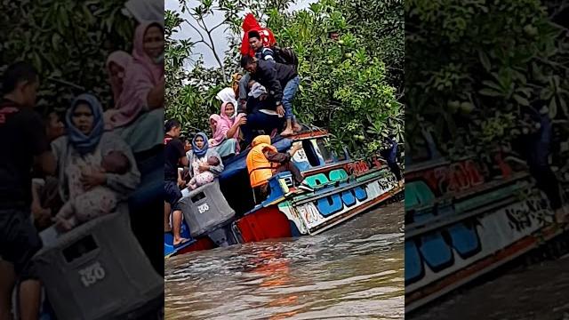 Detik detik tenggelamnya speed boat sei sembilang di sungai musi Detik detik tenggelamnya speed boat sei sembilang di sungai musi