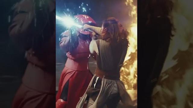 Rey & kylo ren vs pretorian guards (2/2) #starwars #thelastjedi #rey #kyloren #trendingshorts #movie Rey & kylo ren vs pretorian guards (2/2) #starwars #thelastjedi #rey #kyloren #trendingshorts #movie