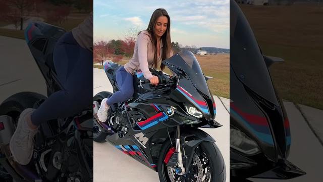 Spits flames at the end.. #bmw Spits flames at the end.. #bmw