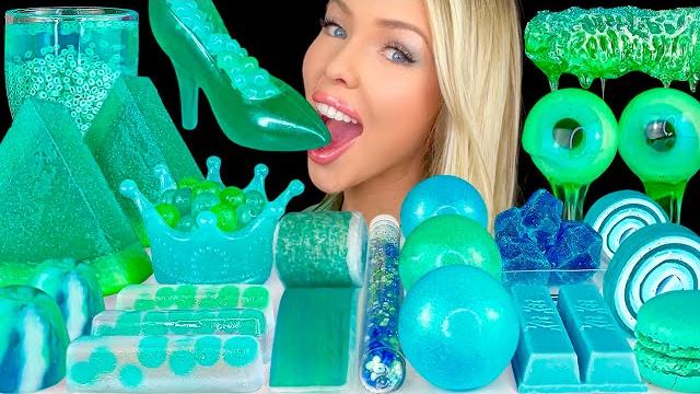 Asmr teal dessert mukbang, honeycomb, pipette squeeze glitter drink, butterfly pea tea edible cup 먹방 Asmr teal dessert mukbang, honeycomb, pipette squeeze glitter drink, butterfly pea tea edible cup 먹방