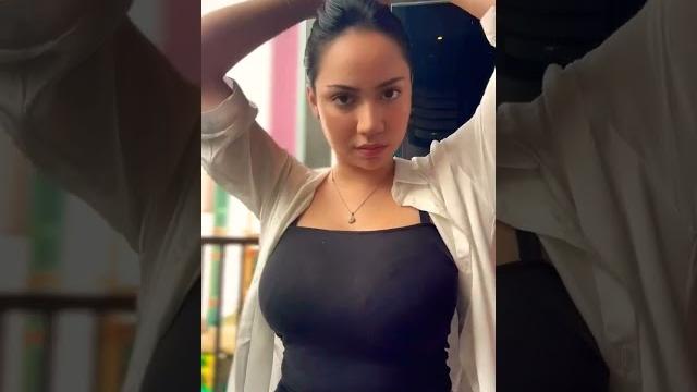Adriana armanasco #shorts #artist #youtubeshorts Adriana armanasco #shorts #artist #youtubeshorts