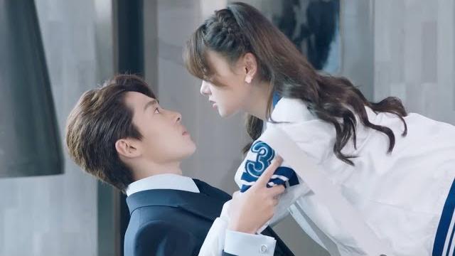 Cinderella possesses the superpower to heal the ceo, propelling herself to the pinnacle of life! Cinderella possesses the superpower to heal the ceo, propelling herself to the pinnacle of life!