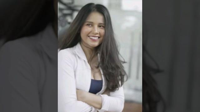 Yunita siregar makin hot,,yunita siregar jadikan olahraga dan dance sebagai penghilang stres Yunita siregar makin hot,,yunita siregar jadikan olahraga dan dance sebagai penghilang stres