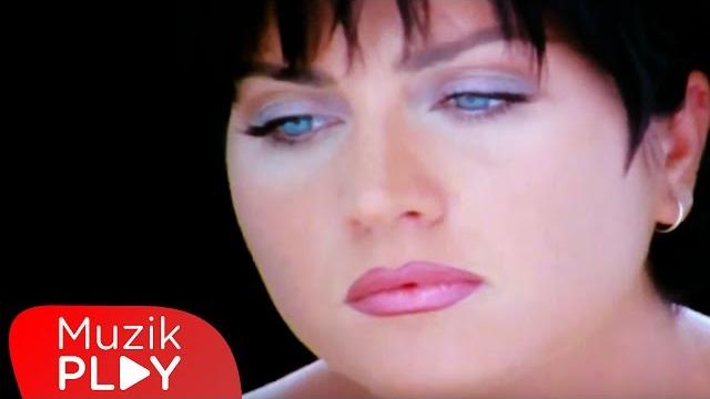 Sibel can - kanasın (official video) Sibel can - kanasın (official video)