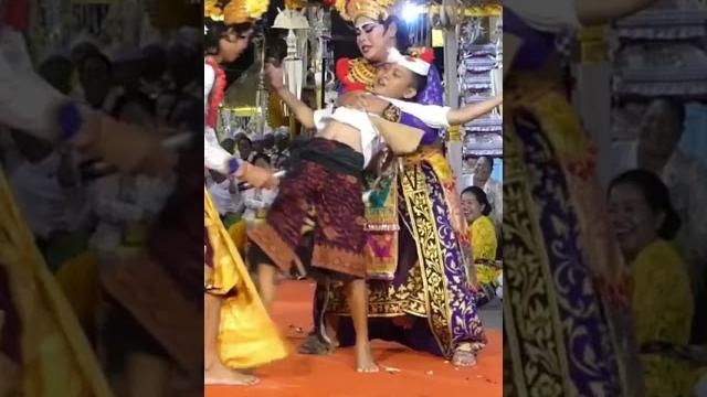 Joget bali - bocil lucu ngakak #shorts #taksubali #joget #ngakak #lucu #barong #taribali #humor Joget bali - bocil lucu ngakak #shorts #taksubali #joget #ngakak #lucu #barong #taribali #humor