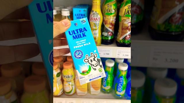 Udah gede masih minum susu Udah gede masih minum susu