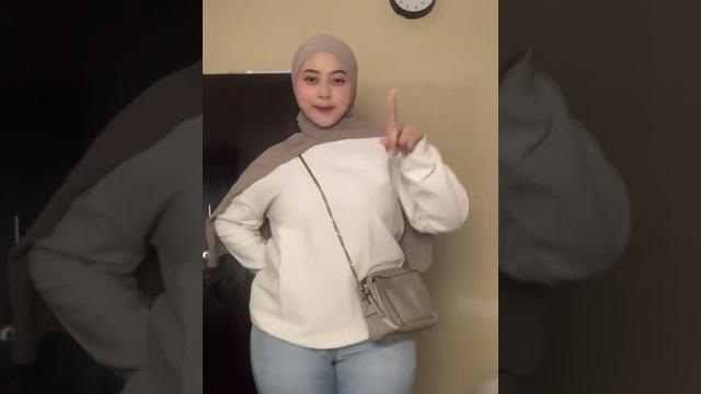 Jilbab ketat memang menggoda Jilbab ketat memang menggoda