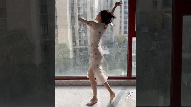 透明薄紗 美女之舞 透明薄紗 美女之舞