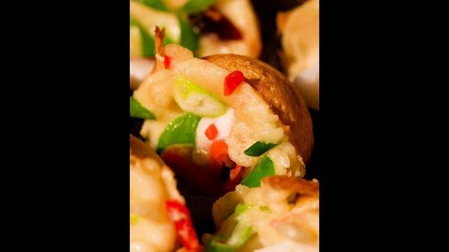 Food flights: takoyaki Food flights: takoyaki
