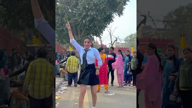 Jb main shake kra… Jb main shake kra…