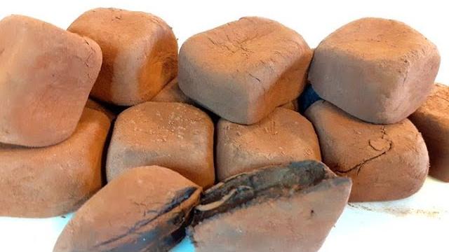 Шоколадные конфеты из какао и сгущёнки. Шоколадные конфеты из какао и сгущёнки.
