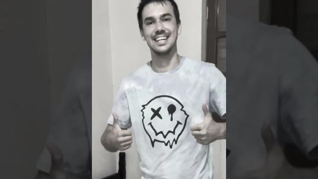 Tipos de pessoas arrumando o quarto Tipos de pessoas arrumando o quarto