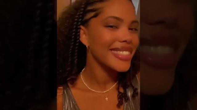 Kriola bonita menina bo é linda Kriola bonita menina bo é linda