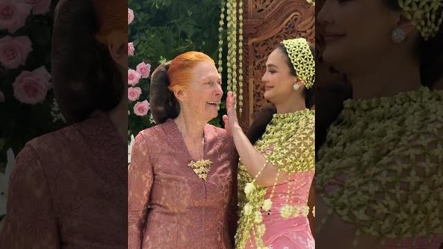 Bahagia dan haru bercampur di momen siraman luna & maxime Bahagia dan haru bercampur di momen siraman luna & maxime