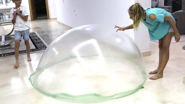 Making giant slime bubbles!!!! Making giant slime bubbles!!!!