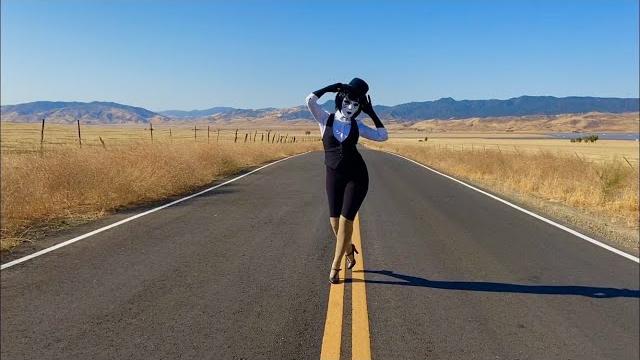 Stesha - who knows what (music video) original song Stesha - who knows what (music video) original song
