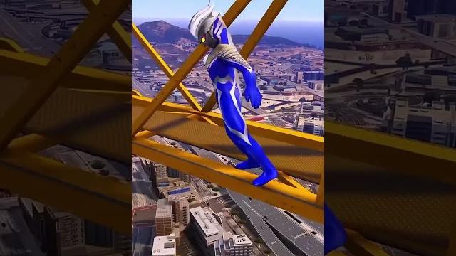 #奧特曼:赛罗摔倒了,谁能救救他啊 #ultraman #奧特曼:赛罗摔倒了,谁能救救他啊 #ultraman