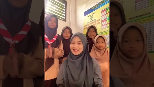 Viral ibu guru dan murid Viral ibu guru dan murid