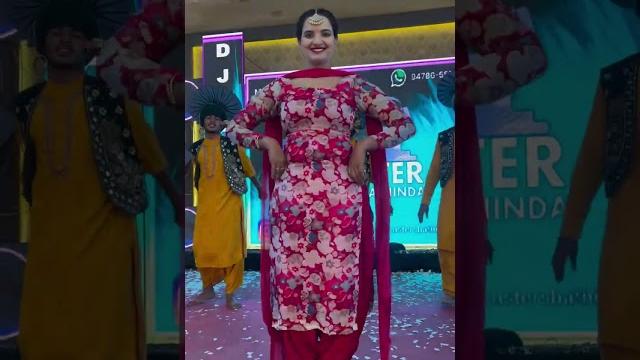 Miss kiran popular punjabi girl bhangra dance video #dance #ytshorts #shortvideo #viralvideo Miss kiran popular punjabi girl bhangra dance video #dance #ytshorts #shortvideo #viralvideo