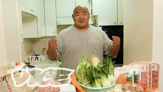 The 10,000-calorie diet: this is what sumo wrestlers eat The 10,000-calorie diet: this is what sumo wrestlers eat