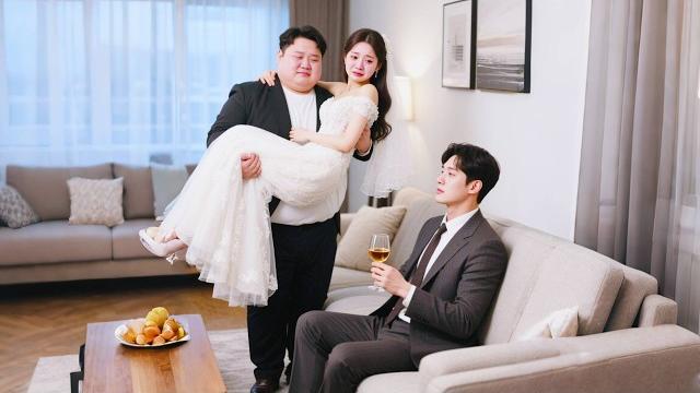 Ceo gave her to another man watched coldly on wedding night, she stopped loving him, he regretted Ceo gave her to another man watched coldly on wedding night, she stopped loving him, he regretted