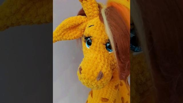 Жираф крючком из плюшевой пряжи #вязаниекрючком #вязание #игрушкикрючком #вязаныеигрушки #амигуруми Жираф крючком из плюшевой пряжи #вязаниекрючком #вязание #игрушкикрючком #вязаныеигрушки #амигуруми