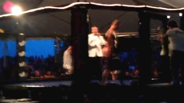 Brian taylor vs zach baker rd 1 Brian taylor vs zach baker rd 1