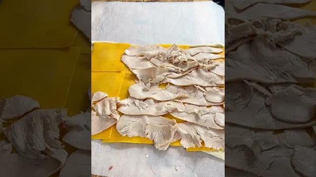 Turkey bacon ranch pinwheels…. #food #foodshorts #foodie #foodlover #turkey #bacon #ranch #pinwheel Turkey bacon ranch pinwheels…. #food #foodshorts #foodie #foodlover #turkey #bacon #ranch #pinwheel