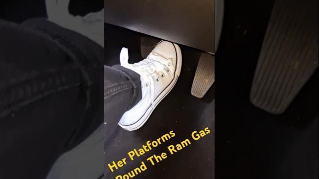Platform converse pound ram gas Platform converse pound ram gas