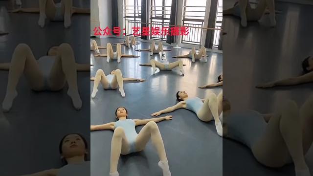 好多美女舞蹈生(舞蹈生白丝大袜照在水印)! 好多美女舞蹈生(舞蹈生白丝大袜照在水印)!