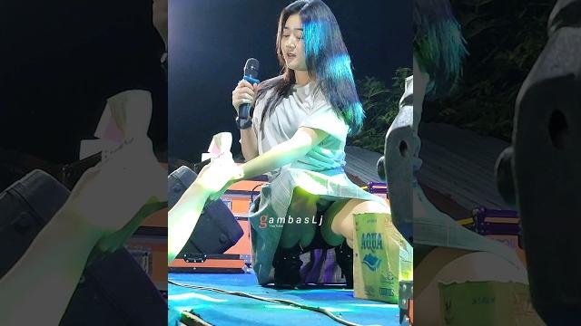 Mugo kabeh iso lancar ima veronica punyamu baperkan ? #pemersatubangsa #dangdutviral Mugo kabeh iso lancar ima veronica punyamu baperkan ? #pemersatubangsa #dangdutviral