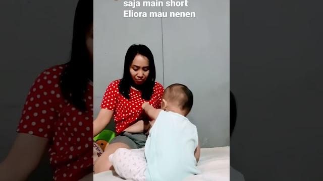 Anak minta nenen #shorts Anak minta nenen #shorts