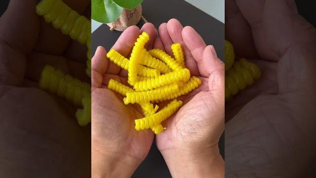 Bungkus buah bisa jadi jagung #diy #kerajinan #handmade #craft #kreatif #barangbekas Bungkus buah bisa jadi jagung #diy #kerajinan #handmade #craft #kreatif #barangbekas