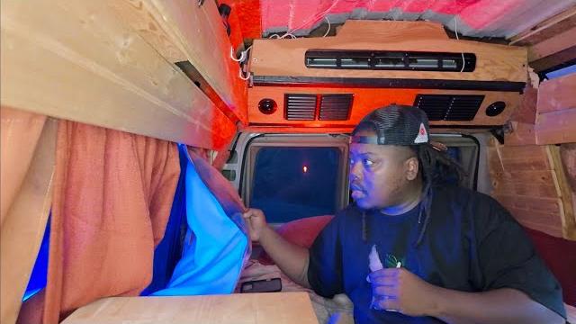 A night of chaos, a morning of solitude — van life A night of chaos, a morning of solitude — van life