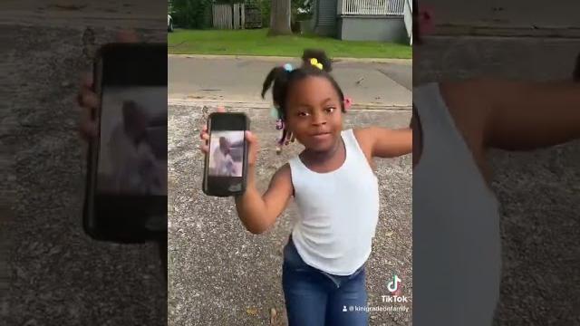 Comment the faces on the phone & win a prize #fyp #shorts #viral #family #comedy #like #love Comment the faces on the phone & win a prize #fyp #shorts #viral #family #comedy #like #love