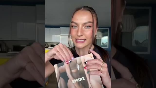 A realistic skims try-on & review A realistic skims try-on & review