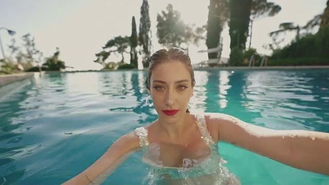 Hazal kaya ile bir ada hikayesi Hazal kaya ile bir ada hikayesi