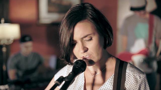 Janda - - - run you down (live) Janda - - - run you down (live)