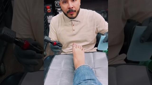 The tale of the stinky feet The tale of the stinky feet