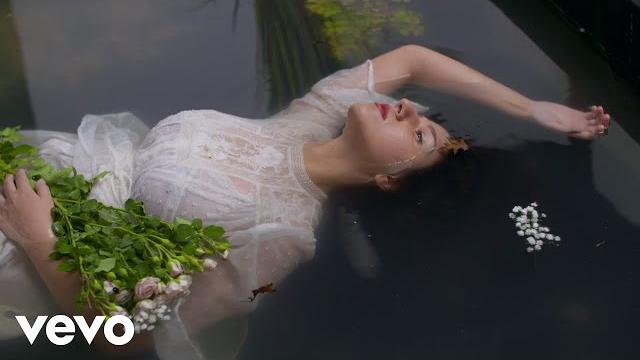 Khatia buniatishvili - schubert - behind the scenes Khatia buniatishvili - schubert - behind the scenes