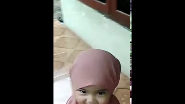 Kecil cantik pakai jilbops Kecil cantik pakai jilbops
