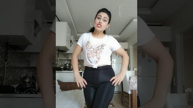 Periscope liseli türk kızı twerk yapıyor Periscope liseli türk kızı twerk yapıyor