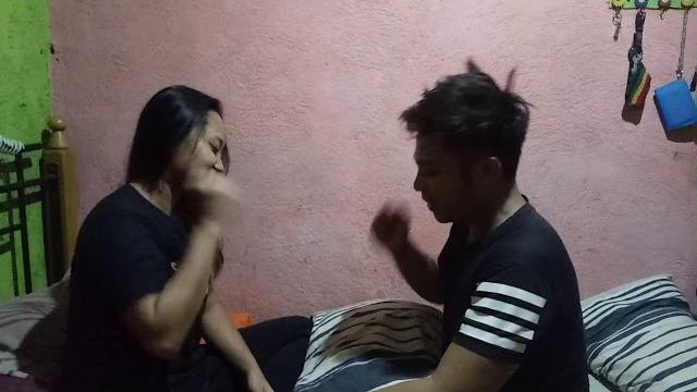 Kiss or slap challenge(1) Kiss or slap challenge(1)