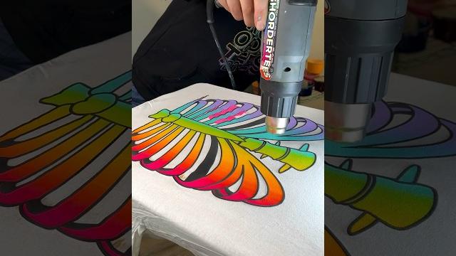 You can’t tell this is a huge mistake until the very end. do you see it?! #shortstiktok #art You can’t tell this is a huge mistake until the very end. do you see it?! #shortstiktok #art
