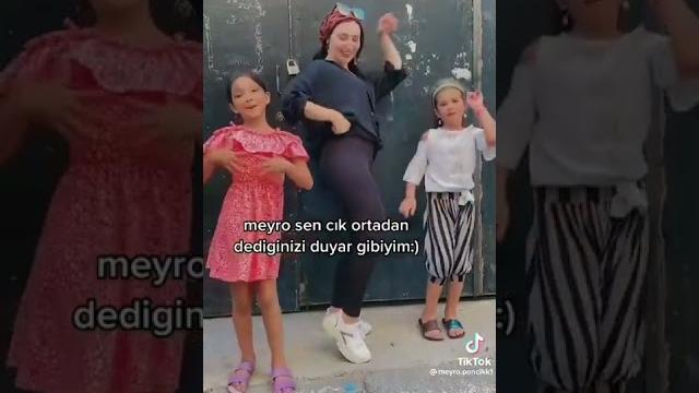 Meyro fizik kurallarına aykırı fiziğiyle dans #keşfetteyim #keşfett #türbanlıhalay#kizomba #türbanlı Meyro fizik kurallarına aykırı fiziğiyle dans #keşfetteyim #keşfett #türbanlıhalay#kizomba #türbanlı