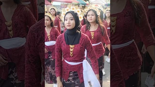 Kebaya merah semangat ‼️ Kebaya merah semangat ‼️