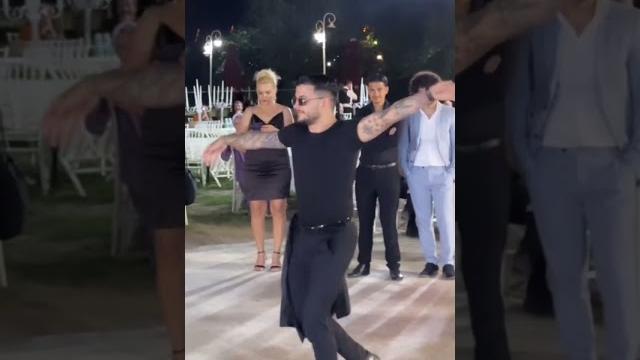 Roman havası #romanhavasi #dance #davul #love #outfit #funny #oyunhavası #öneçıkar #akım #duet Roman havası #romanhavasi #dance #davul #love #outfit #funny #oyunhavası #öneçıkar #akım #duet